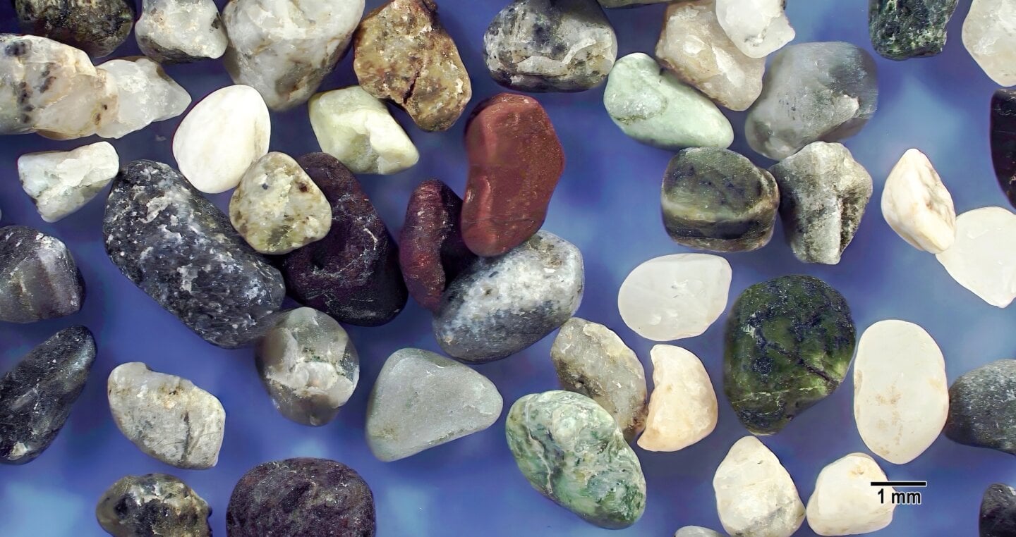 5 Katsurahama Beach Jochi Prefecture Japan Sand Grains Magnified Under Microscope 5 Katsurahama Beach Jochi Prefecture Japan Sand Grains Magnified Under Microscope